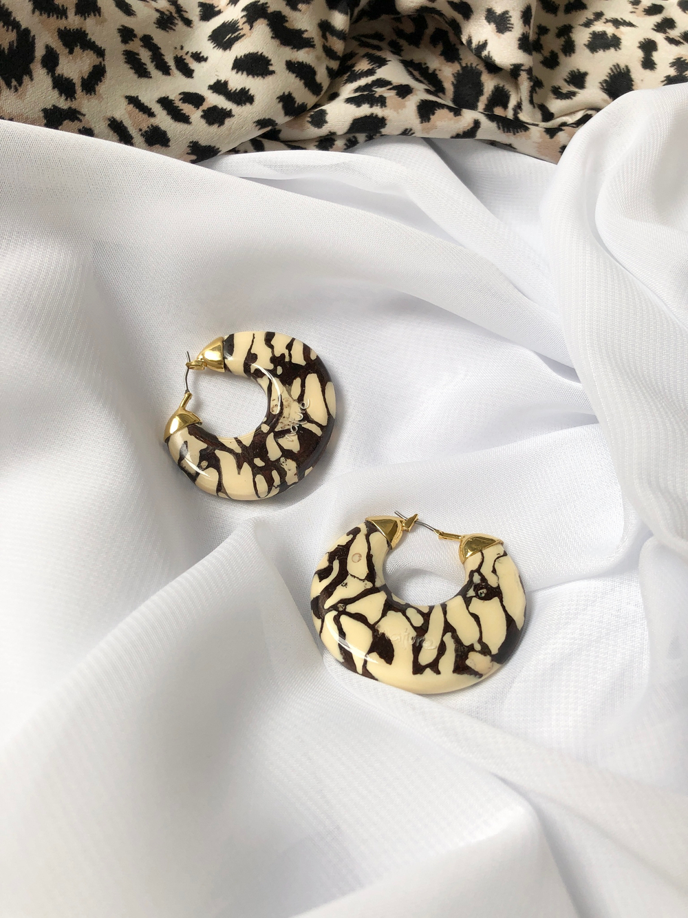 Серьги Nature Bijoux, Leopard, с термитником в смоле, NB22.2-12-78085 (бежевый)