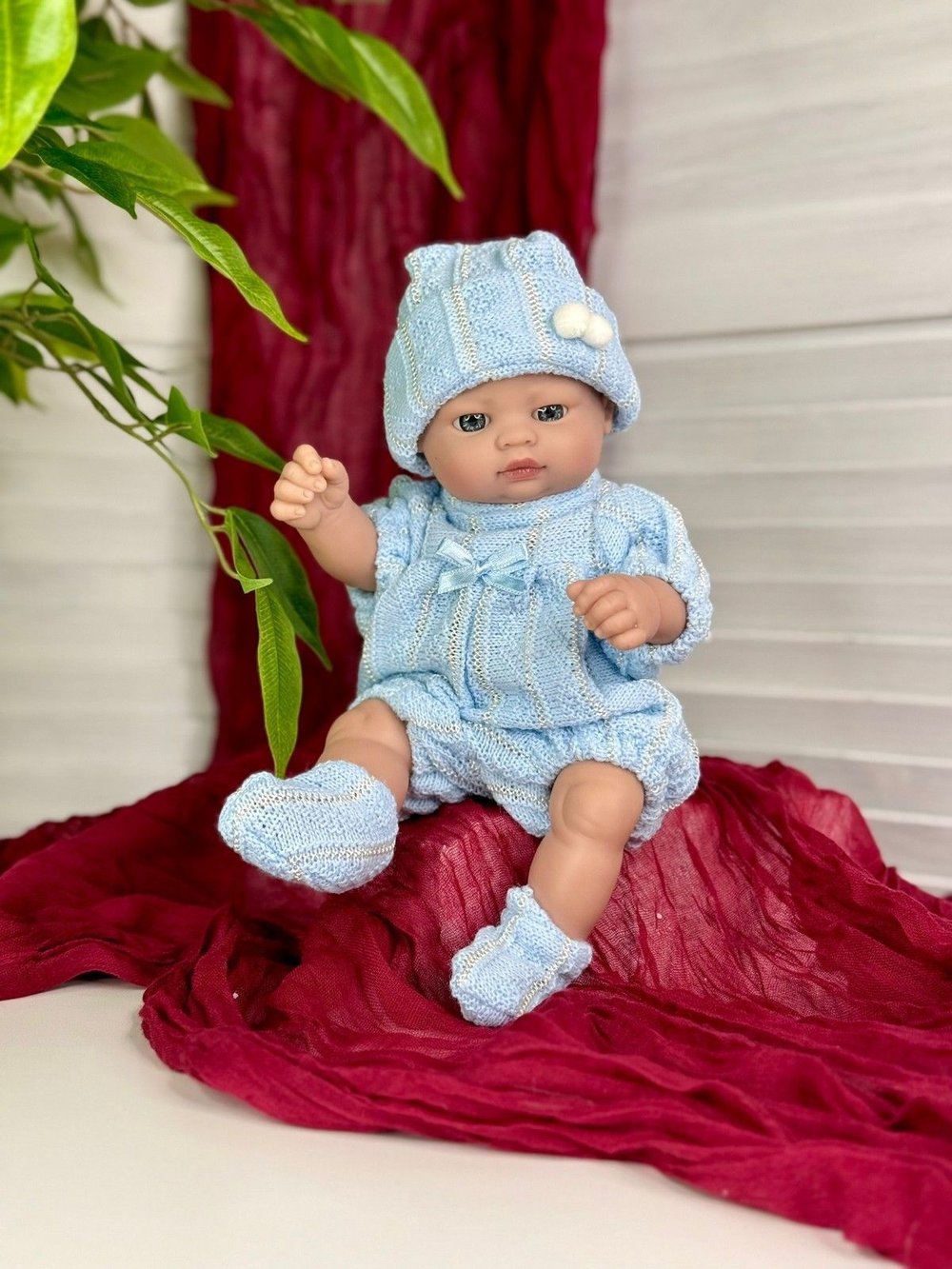 Кукла Berbesa виниловая 27см (2510A4)