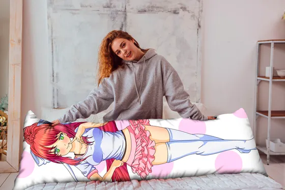 Дакимакура Моника