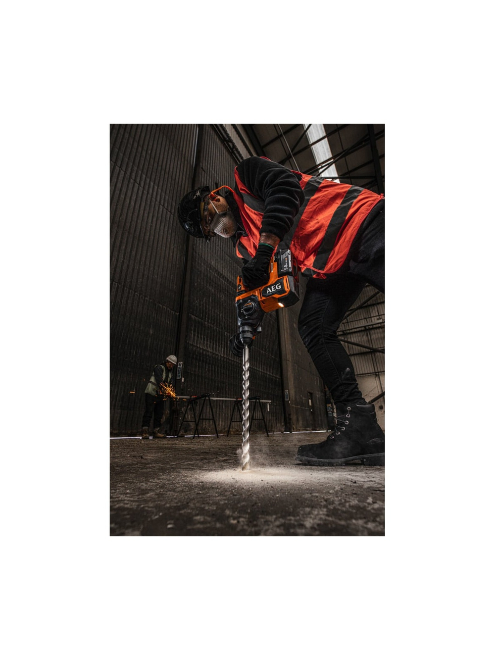 Бесщеточный перфоратор AEG BBH18BL2-502C SDS+, 18В 4935492343