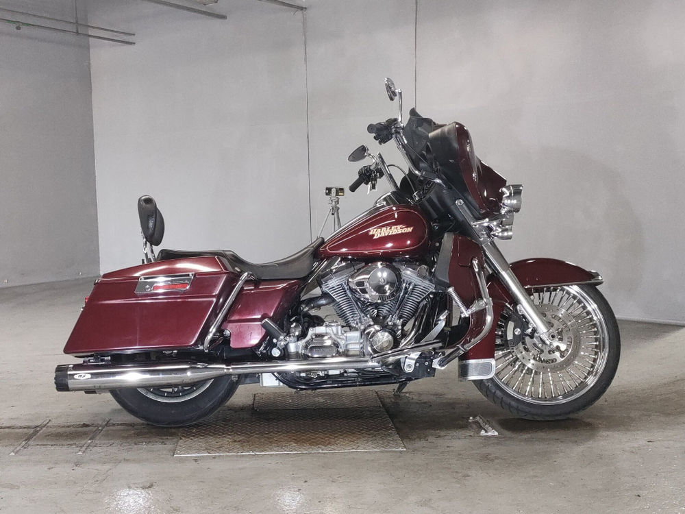 Harley-Davidson Electra Glide FLHTC 1580