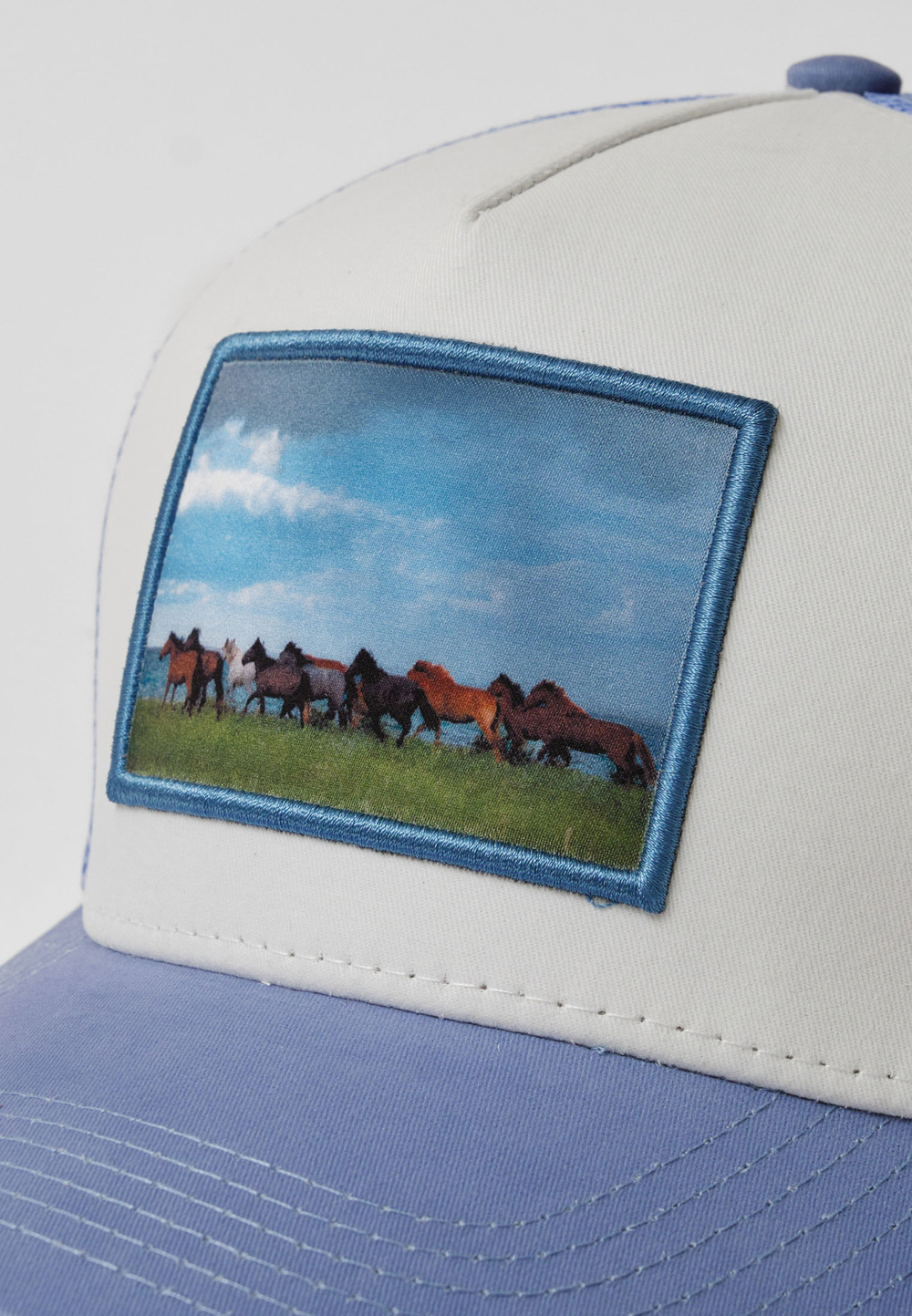 Кепка ARGYMAQTAR WHITE BLUE