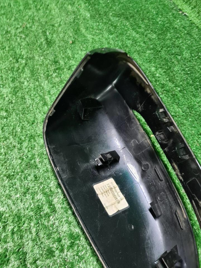 Крышка зеркала левая BMW 5er G30 (2017-2023)