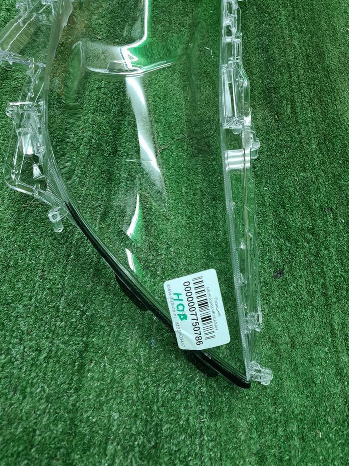 Стекло фары левое Toyota LC Prado 150 (2017-н.в.)