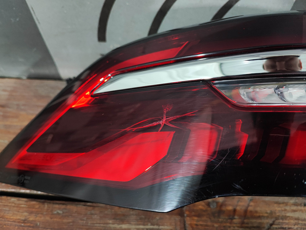 Фонарь задний левый Geely Monjaro 21-нв Б/У Оригинал 7057045700