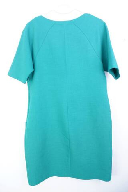 Платье сдержанное, повседневное 44 размер