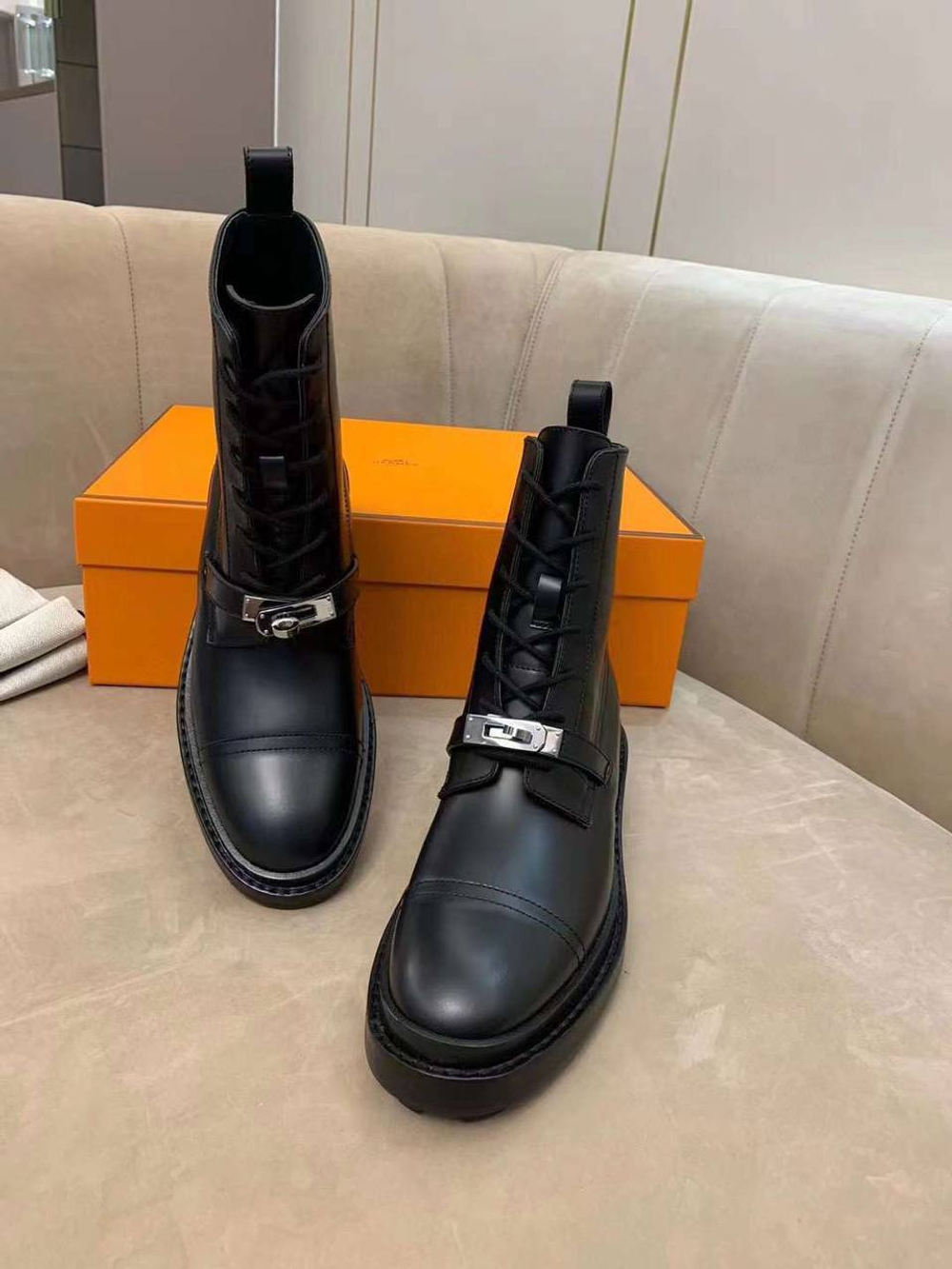 Женские ботинки Hermes Funk кожаные в черном цвете