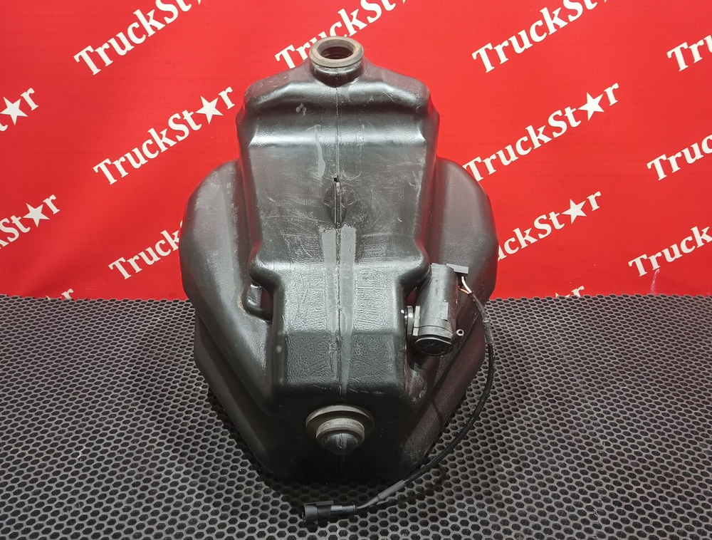 Бачок омывателя лобового стекла 2022г.