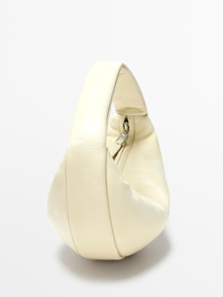 Massimo Dutti Миниатюрная сумка-полумесяц из кожи наппа, белый