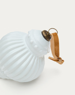 Набор из 2 рождественских шаров Irlo из белого переработанного стекла, Ø 13 см