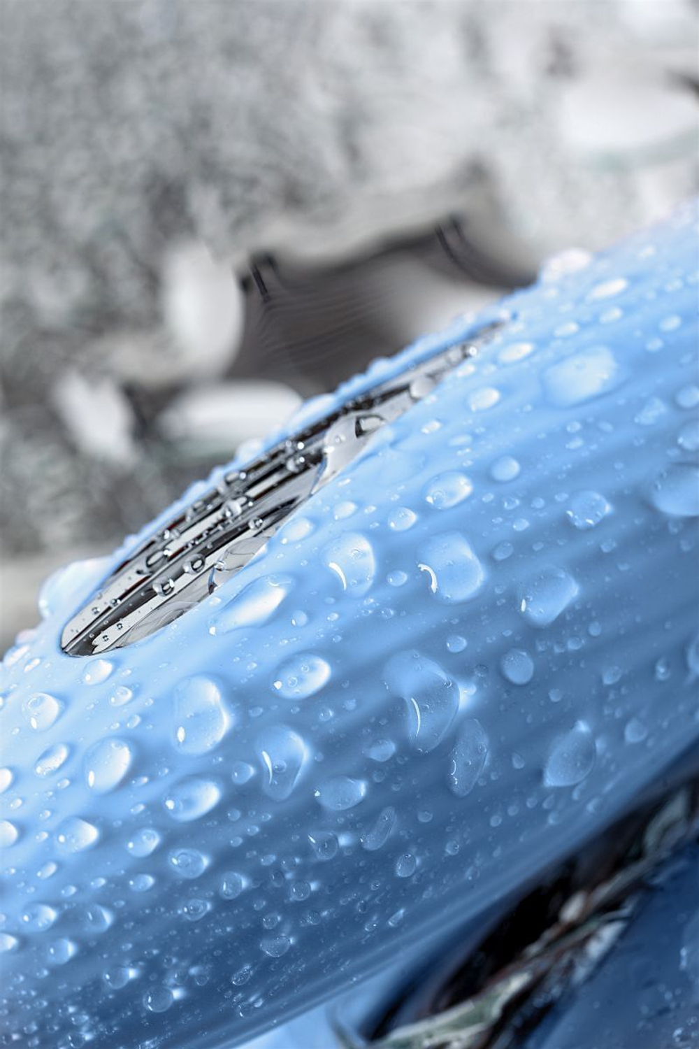 Голубой силиконовый вибратор с электростимуляцией TESLA G-POINT - 21 см. (Цвет: голубой)