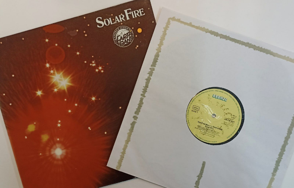 Винтажная виниловая пластинка Manfred Manns Earth Band Solar Fire (Germany 1978)