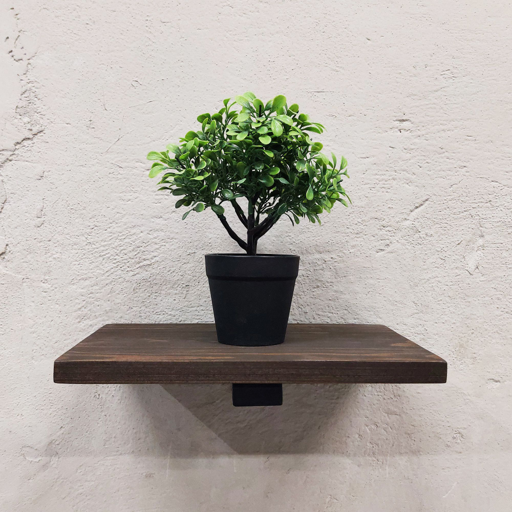 Настенные полки из натурального дерева в стиле Лофт