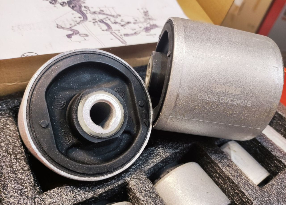 Сайлентблоки передней подвески К-Т Audi A6 C7