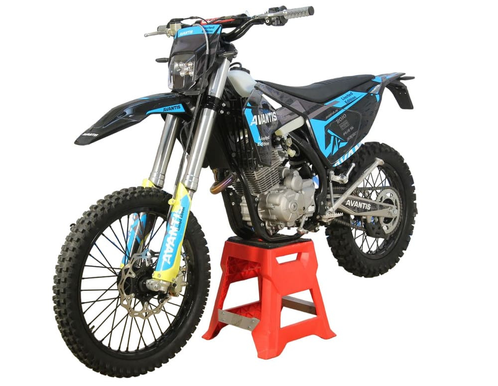 Мотоцикл кроссовый эндуро AVANTIS 250 Carb (PR250/172FMM-5 Design HS черный) ARS с ПТС