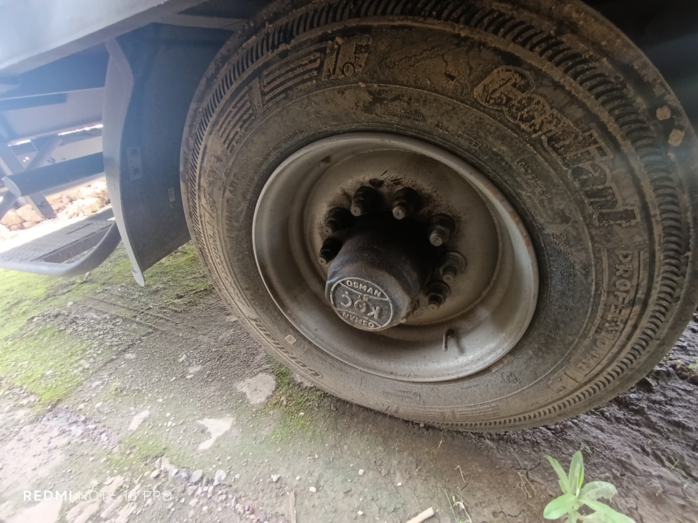 СПЕЦМАШ 8490* Прицеп шторный 8490Т1