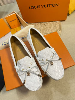 Louis Vuitton Mocassin