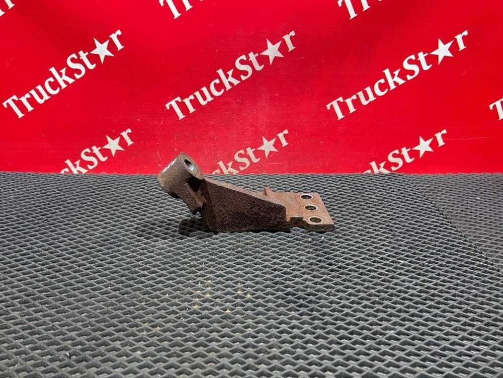 Кронштейн двигателя задний правый