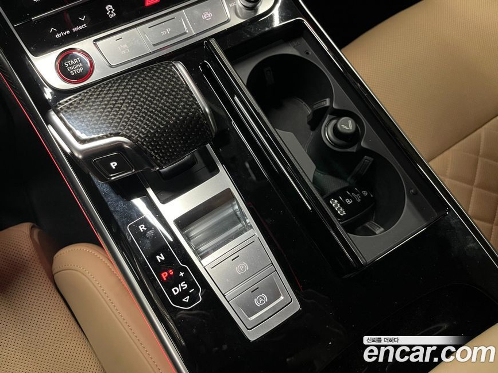 Audi S8 (D5) 4.0 TFSI Quattro LWB (07.2021)