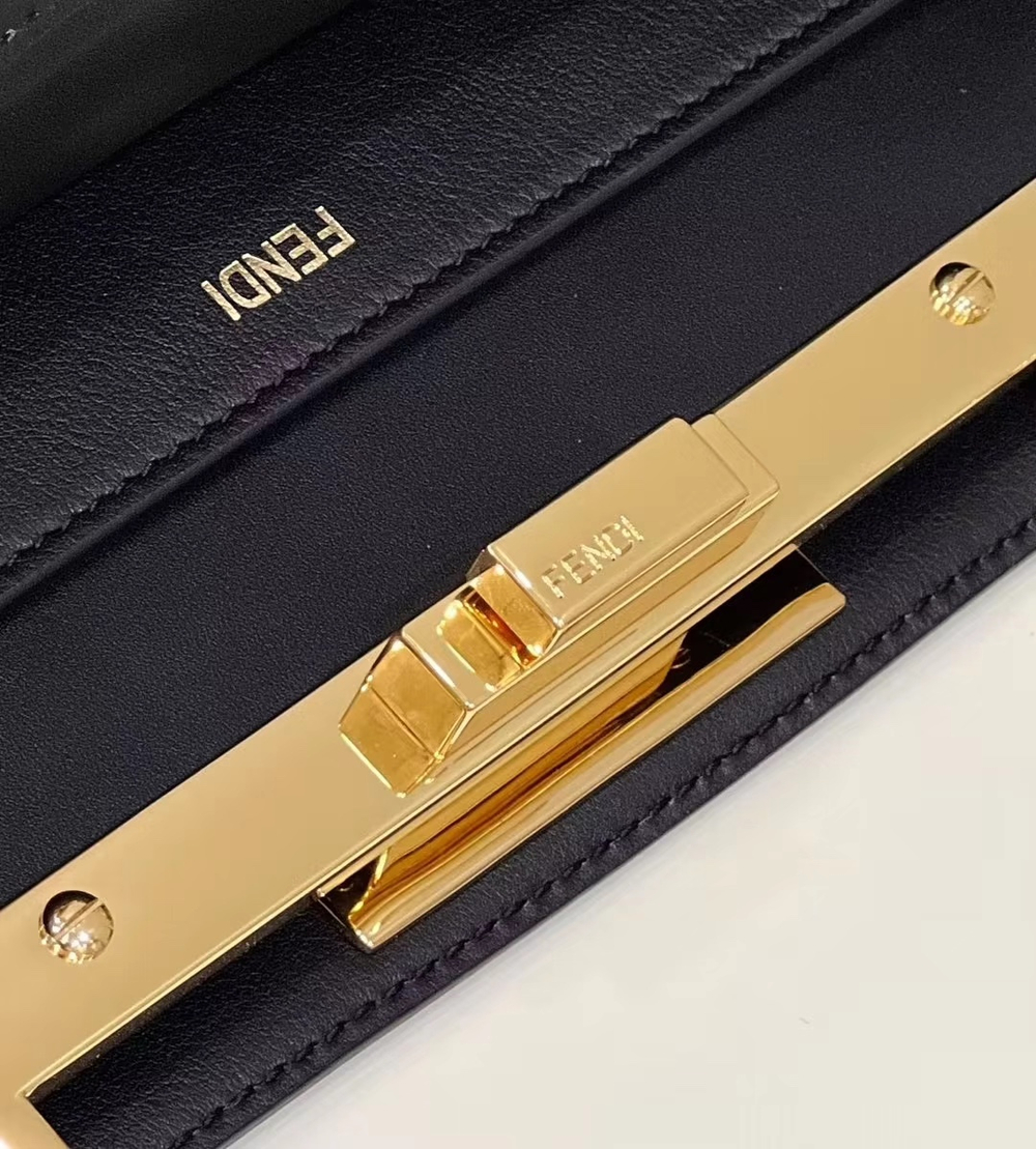 Fendi Peekaboo 33 cm