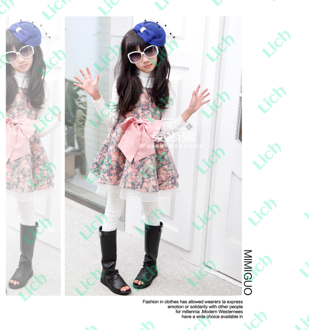 Платье А-силуэта с многослойной юбкой и цветочным принтом