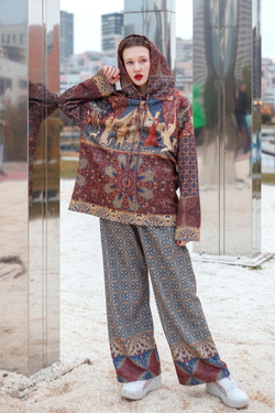 Женский костюм Дама с Единорогом