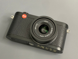 Leica X1