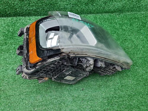 Фара правая Scania R-Series (2016-н.в.) галоген