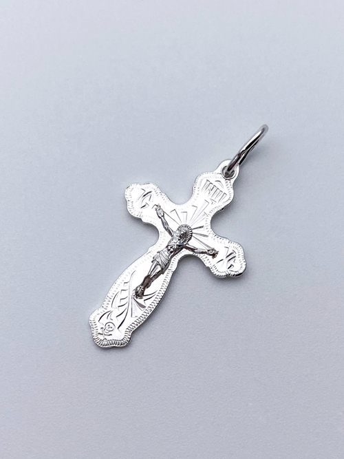 Крест из серебра/Без покрытия/С подвижным ухом/С алмазной огранкой