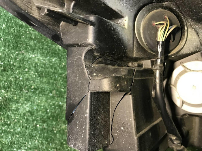 Битая Фара левая Subaru Outback 6 (2019-2022) LED