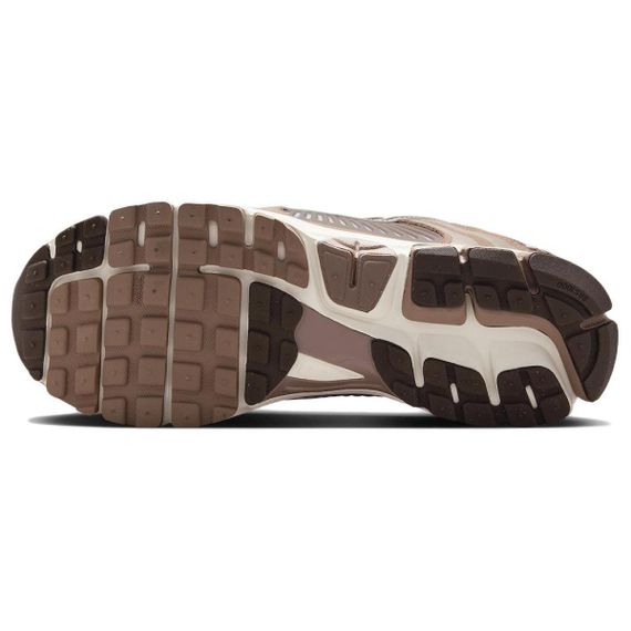 Nike Air Zoom Vomero 5 Беговые кроссовки Мужские