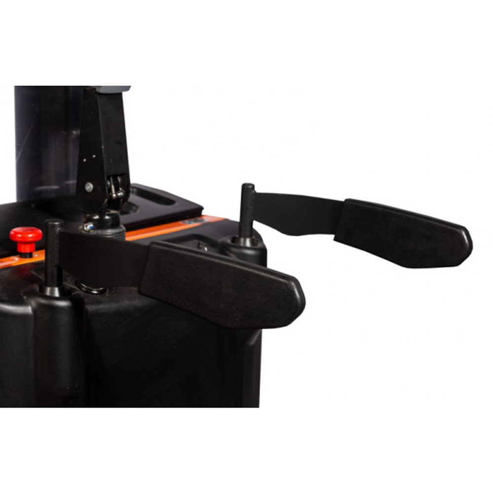 Штабелер электрический самоходный с платформой 1,5 т - 5,6 м Вилы: 1150 , АКБ Свинцово - кислотная, CL1556W SIBLINE