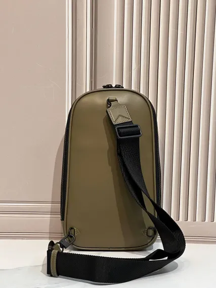 Сумка-слинг MONTBLANC EXTREME 3.0