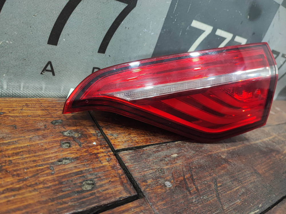 Фонарь задний правый Geely Tugella 19-нв Б/У Оригинал 7057019100