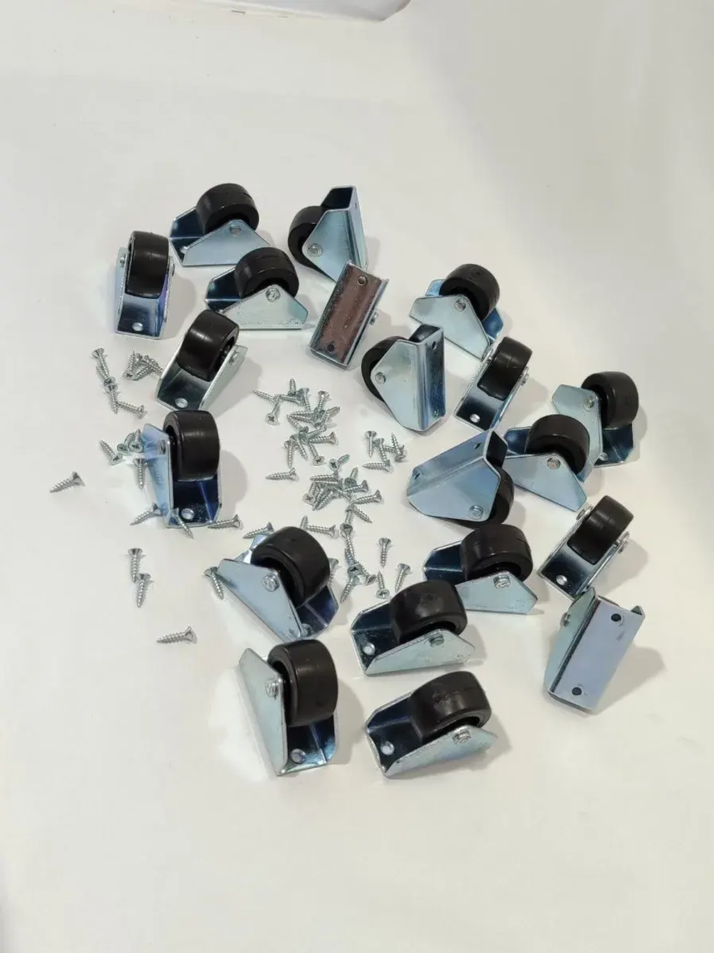 Мебельные колеса, выдвижные ролики диванов, шкафов, кроватей