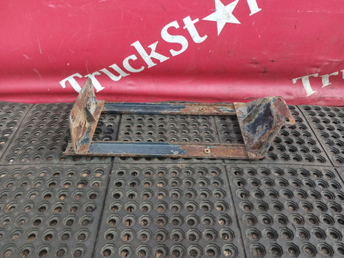 Кронштейн крыла переднего левого 2017г