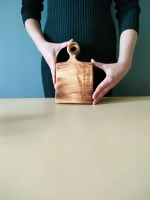 Доска разделочная из дерева сервировочная