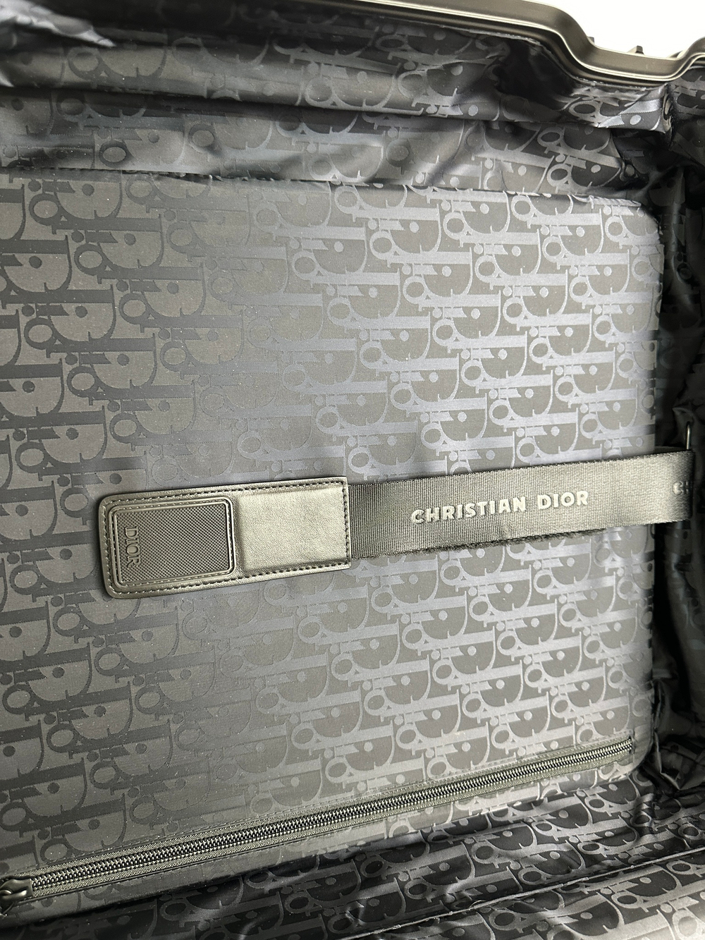 Чемодан для ручной клади Dior and Rimowa
