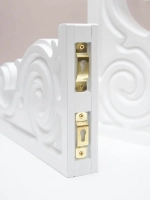 Полка настенная навесная 60*26 см