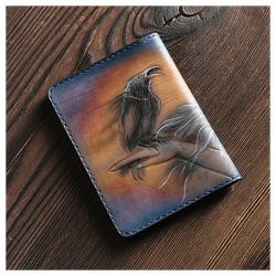 Кожаная обложка на паспорт «Ворон»