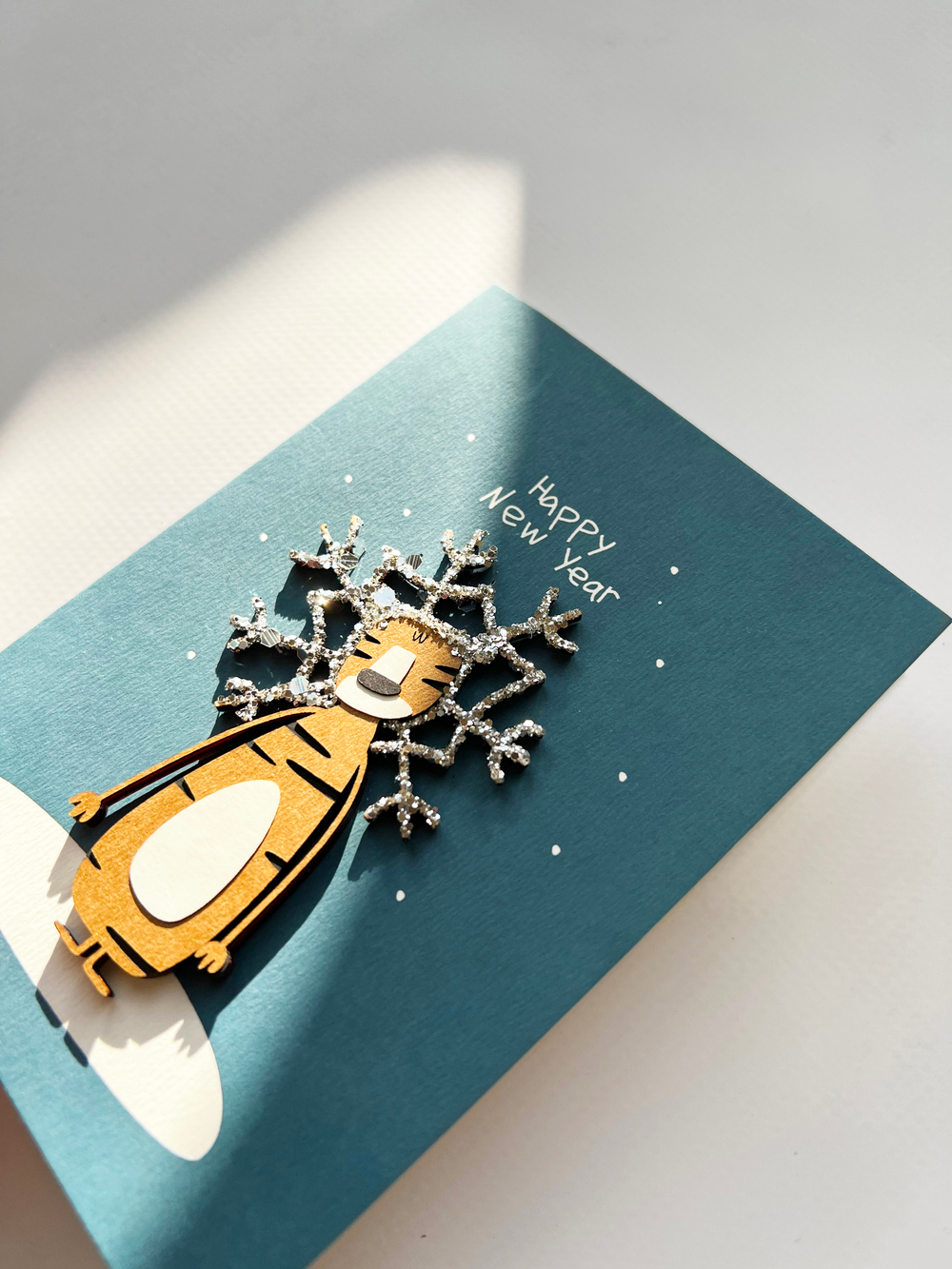 Открытка с деревянным элементом «Happy New Year» тигра со звездой, 13,5 × 9,5 см