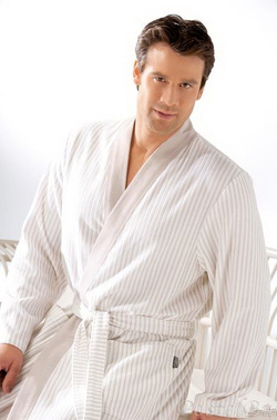 Халат велюровый Cawo 3823 бежевый Германия