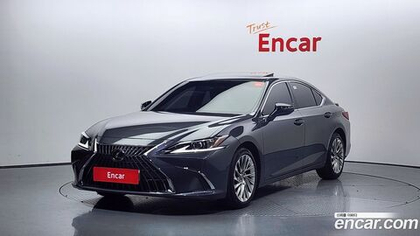 Lexus ES300h 7 Generation Luxury Plus (04.2023)