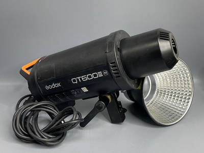 Godox QT600IIIM 600 Дж