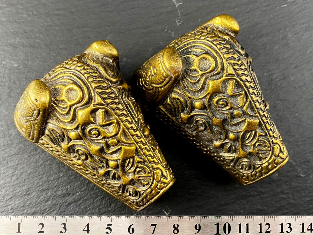 Фибула. Готланд 10-11 в. (медвежьи головы, пара)