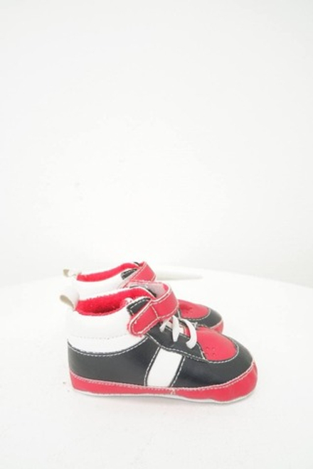 Кроссовки для первых прогулок 17 размер