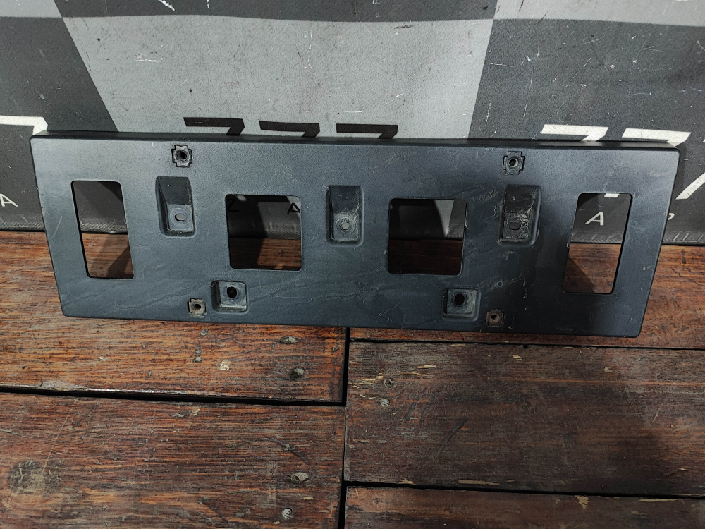 Площадка гос. номера Haval Dargo 22-нв Б/У Оригинал 2807100XKN04A