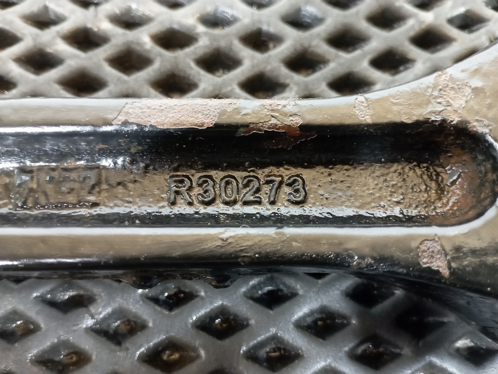 Стойка переднего стабилизатора