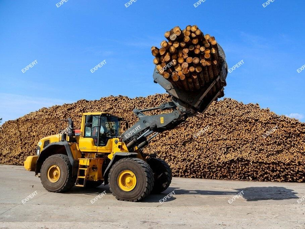 Бревно захват на Экскаватор-погрузчик JCB