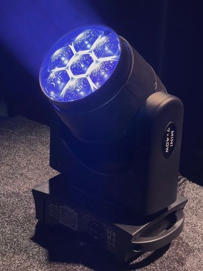 STAGELighting MINI WASH 7x40 CP